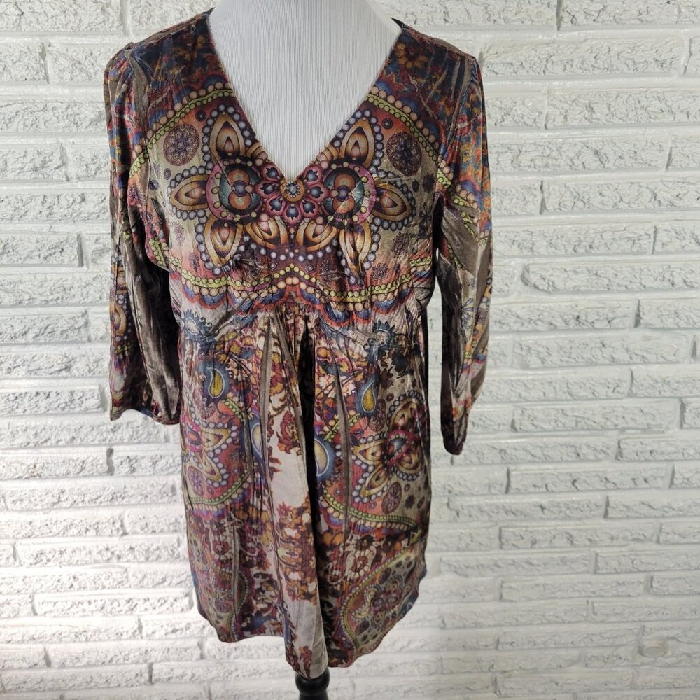 Live Let Live Women's 1X Plus Velour Gray Blue Tunic Top‎ Geometric GEO246E
